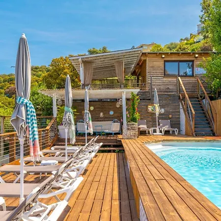 Θέρετρο Domaine Bagia Donne 4*