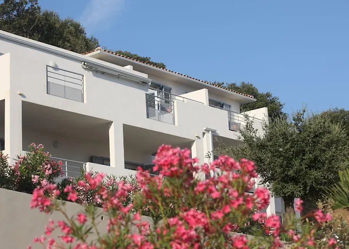 Resort Domaine Bagia Donne 4*