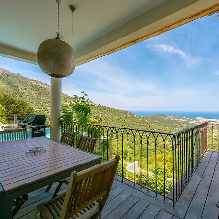 Üdülőközpont Domaine Bagia Donne