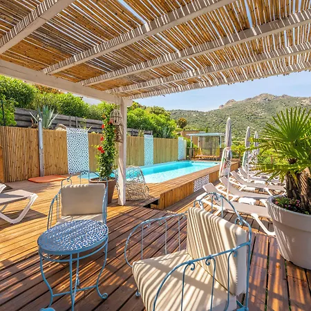 Üdülőközpont Domaine Bagia Donne 4*