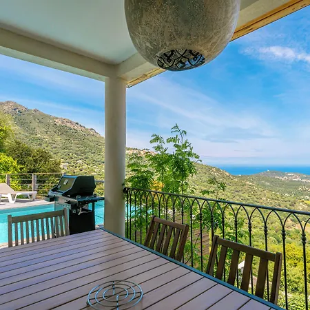 Resort Domaine Bagia Donne 4*