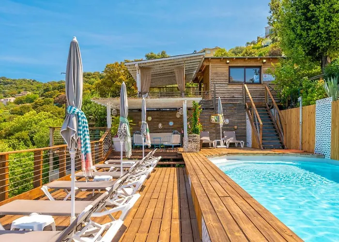 度假村 巴加多恩度假酒店 4*