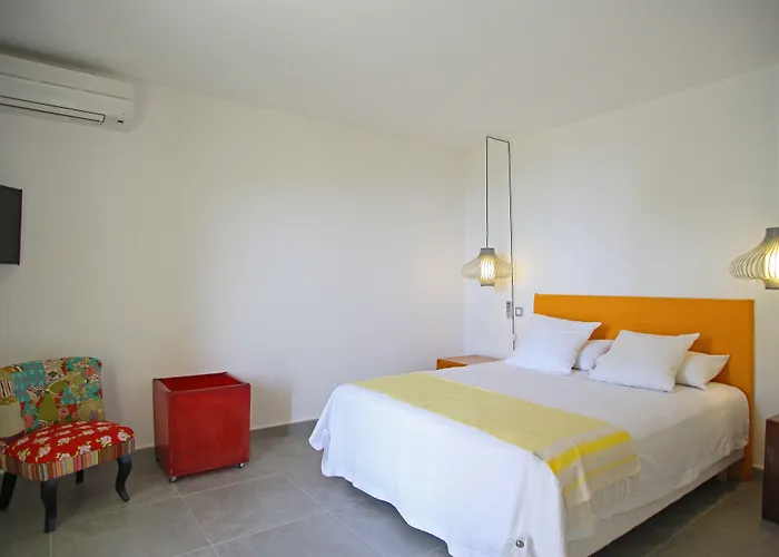 巴加多恩度假酒店 Santa-Reparata-di-Balagna