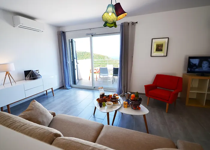 巴加多恩度假酒店 Santa-Reparata-di-Balagna