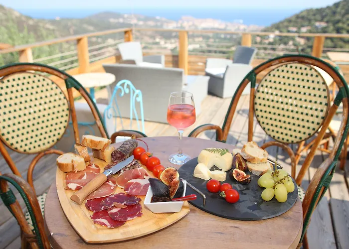 巴加多恩度假酒店 4* Santa-Reparata-di-Balagna