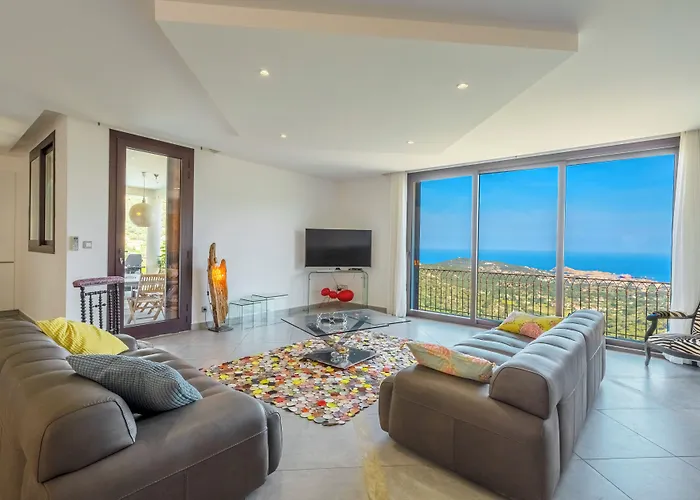 巴加多恩度假酒店 Santa-Reparata-di-Balagna